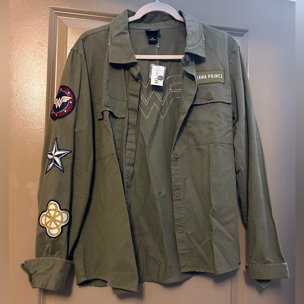 Her Universe BoxLunch Wonder Woman Diana Prince Green Military Jacket